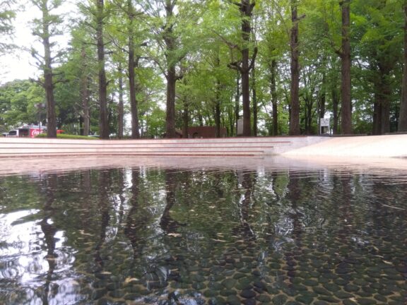 中央公園じゃぶじゃぶ池　利用開始